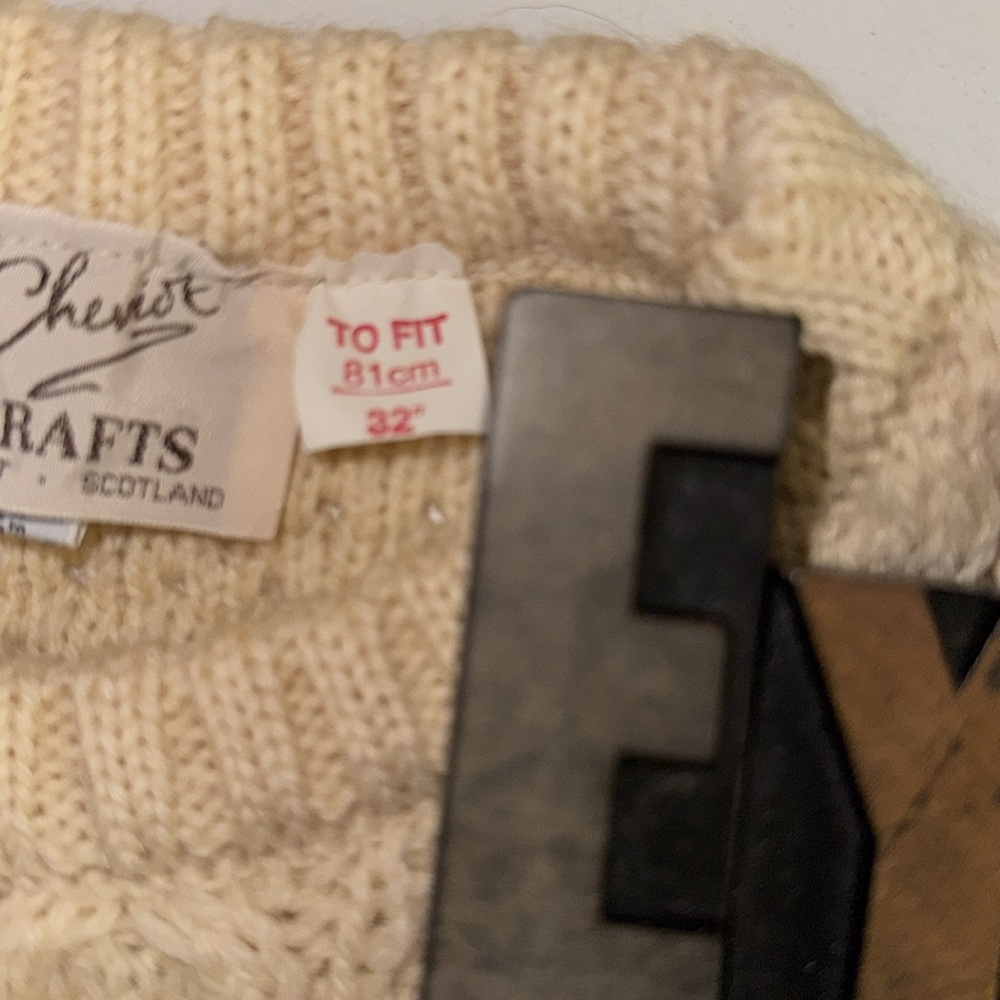 🆕CHEVIOT CRAFTS of Scotland Cream Cable Knit Crewneck Sweater